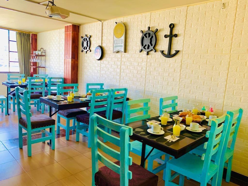 Dos Hemisferios Hotel กีโต ภายนอก รูปภาพ